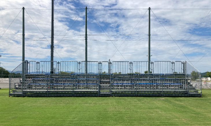 仮設観覧席　ベンチ式（４人掛け）